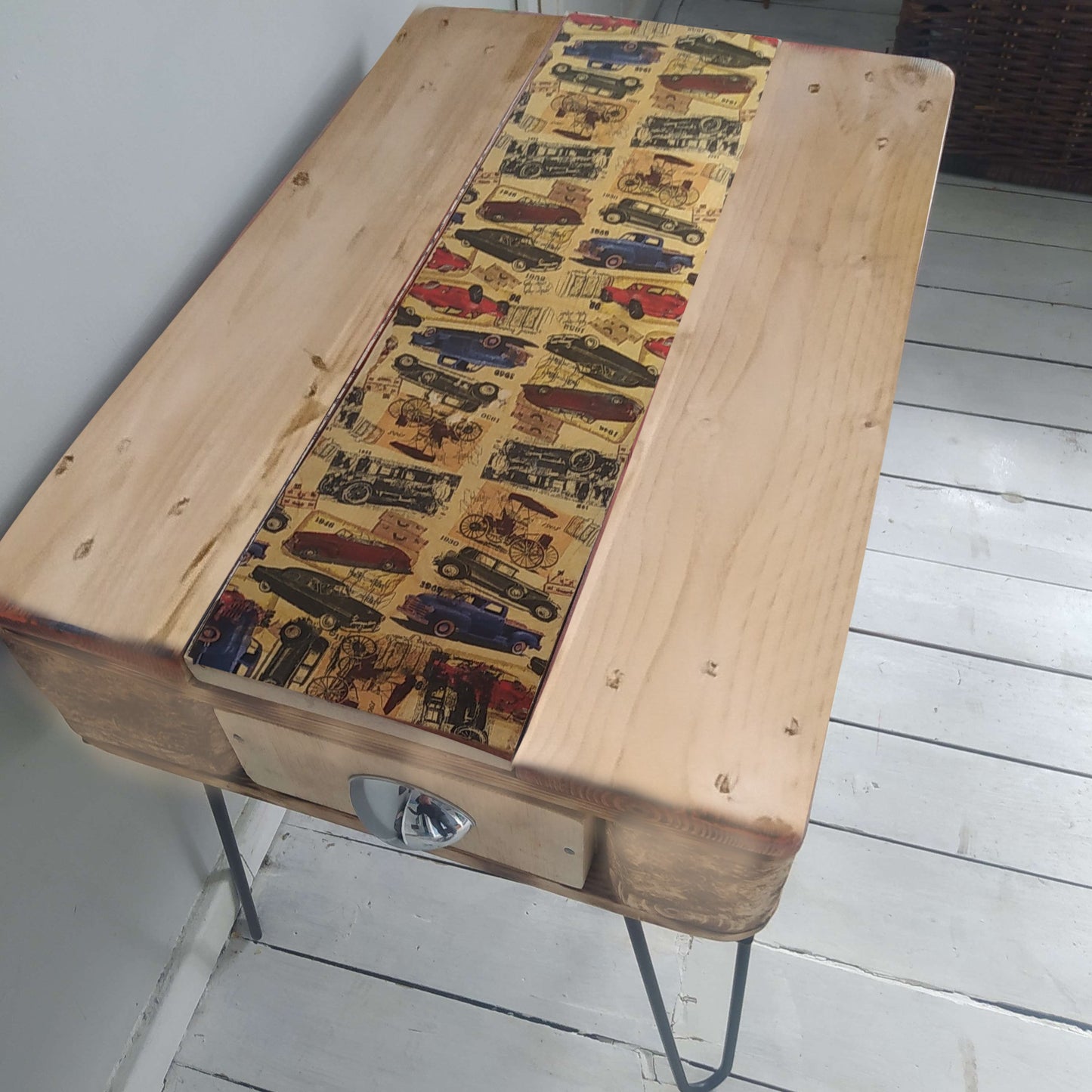 Unique Steampunk Industrial Recycled Pallet Coffee Table with Metal Pin Legs | Quirky Burned & Painted Design | Customizable Leg Height